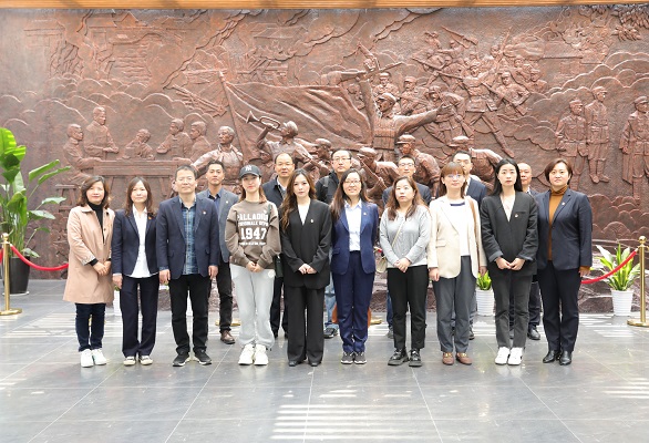 本部第一、二黨支部聯(lián)合開展主題黨日活動(dòng)